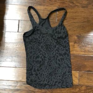 Lululemon tank top